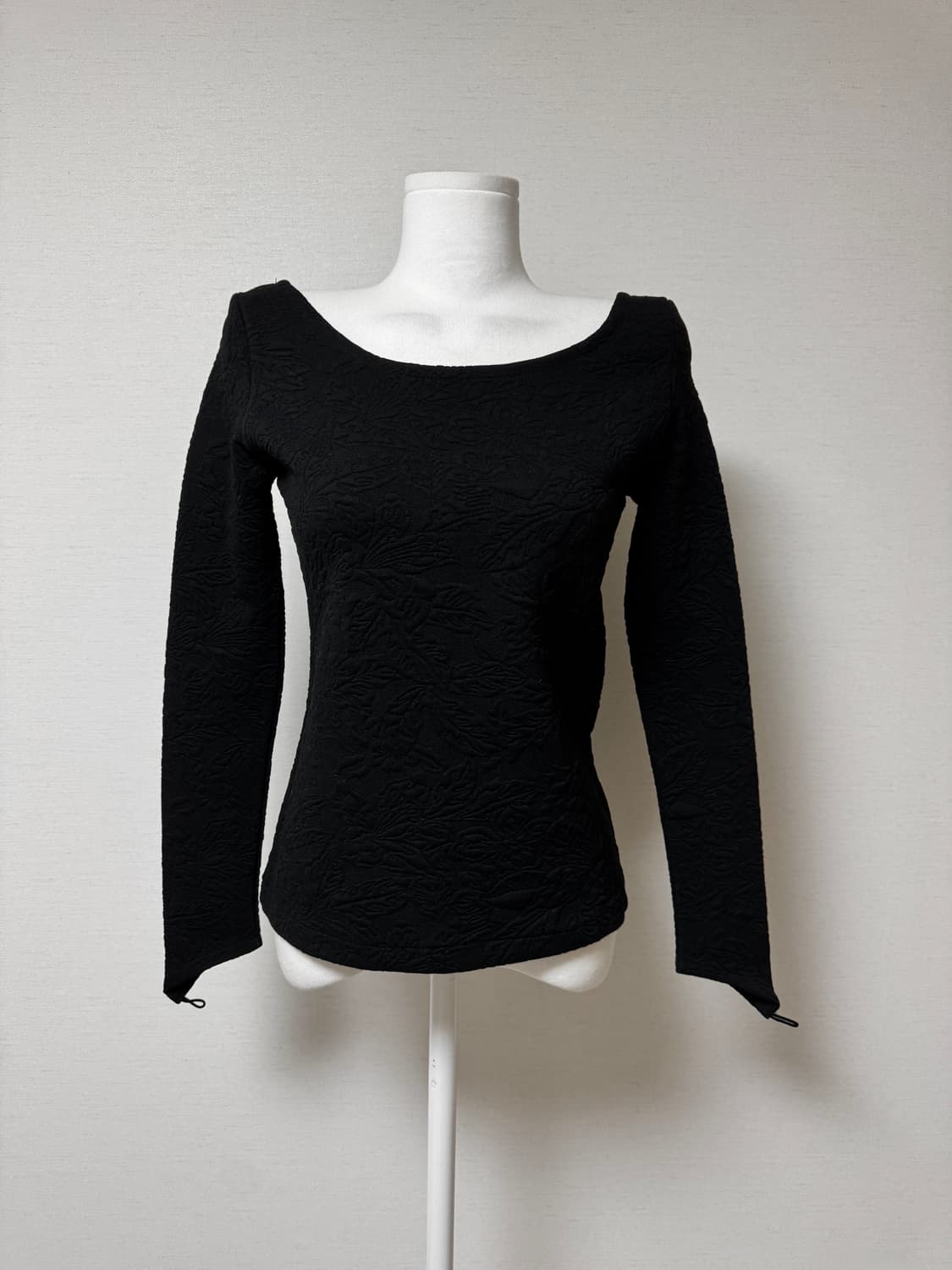 나체) 롱슬리브 티셔츠 상품이미지1