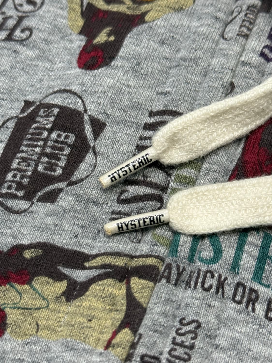 히스테릭 글래머 기타 치는 히스걸 패턴 후드 집업 자켓 상품이미지4