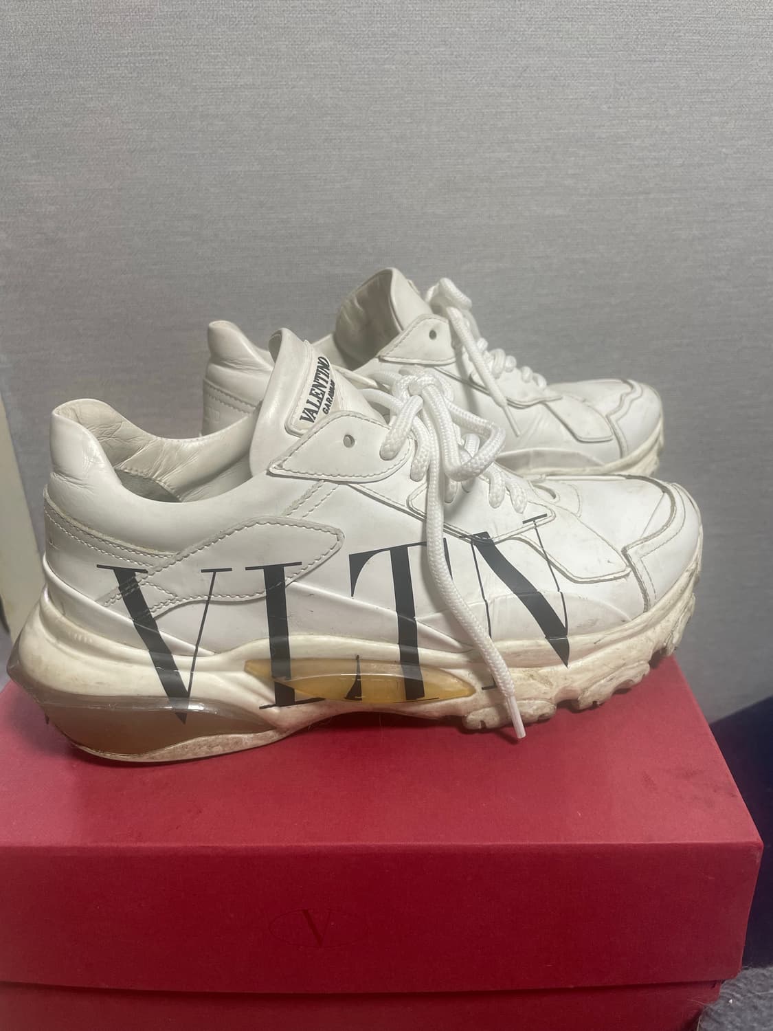 발렌티노 VLTN 스니커즈 35 상품이미지1