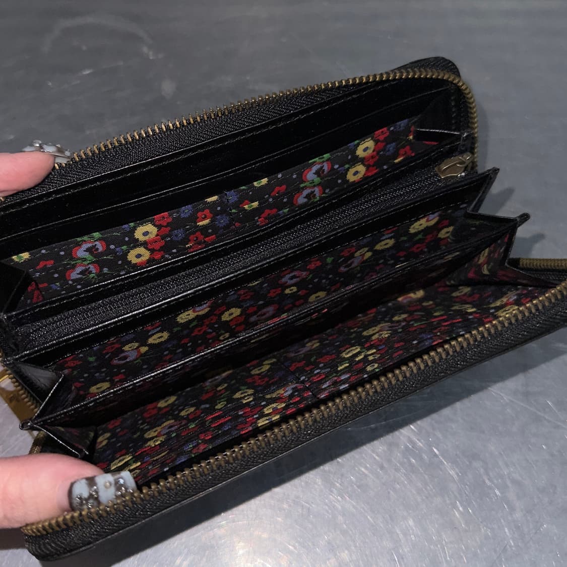 00s 안나 수이 가죽 롱 지갑 상품이미지3