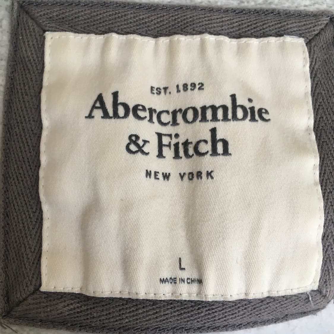 아베크롬비 y2k 빅로고 후드집업 그레이 상품이미지3
