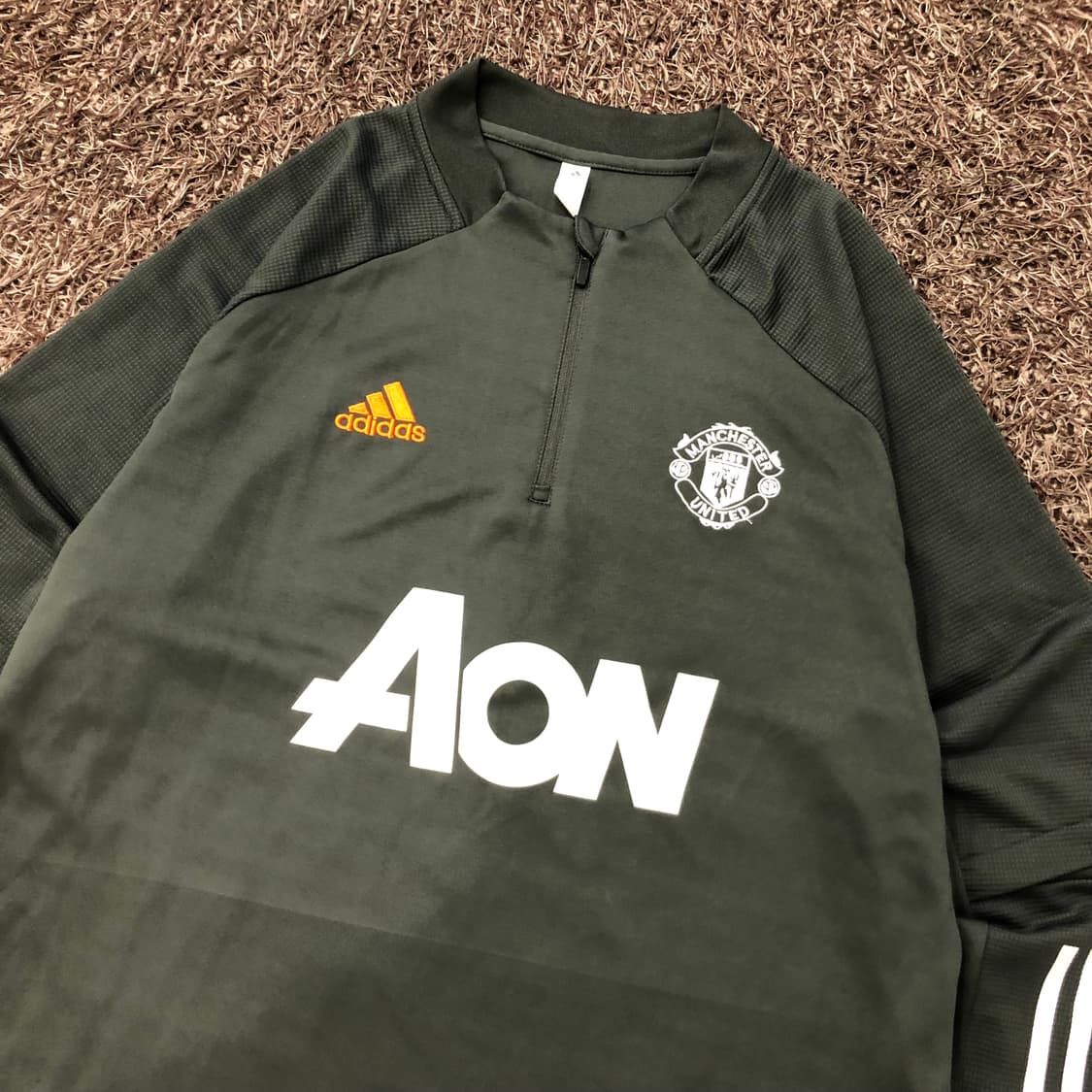 아디다스 맨체스터 유나이티드 20-21 트레이닝 탑 유니폼 져지 상품이미지2