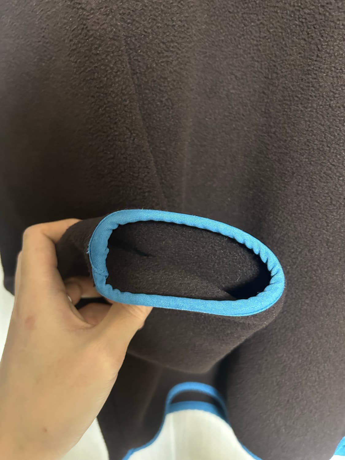 파타고니아 신칠라 다크브라운 플럼 L사이즈 (잔나비 최정훈 착용모델) 상품이미지7