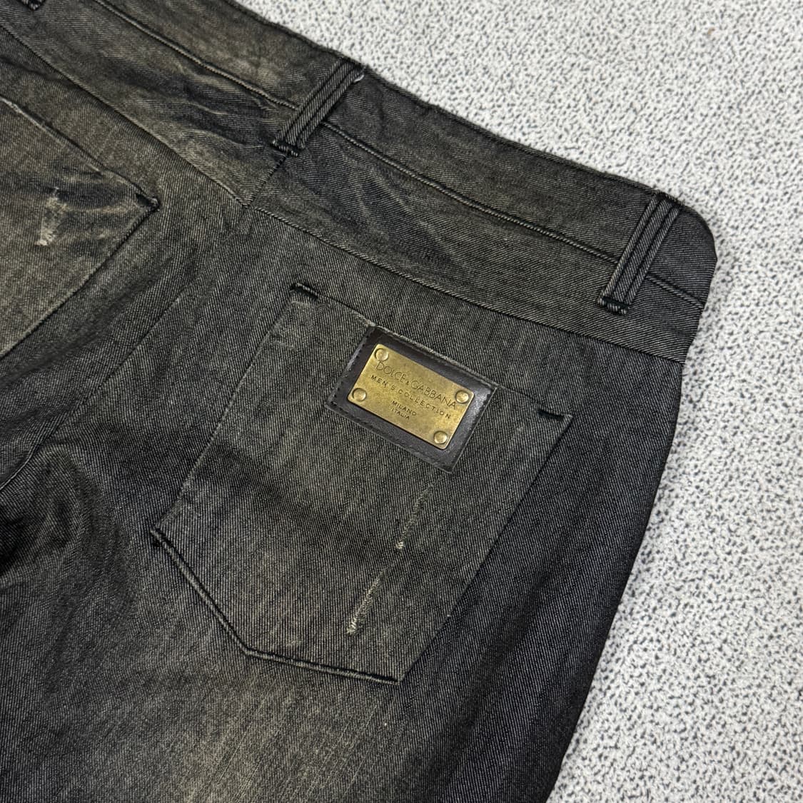 돌체앤가바나 메탈 로고 플레이트 흑청 데님 30 상품이미지1