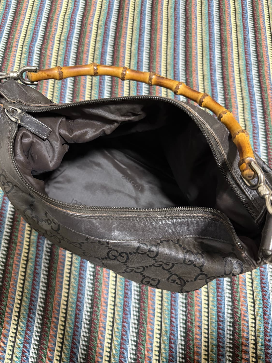 구찌 뱀부 모노그램 핸들 토트백 상품이미지3