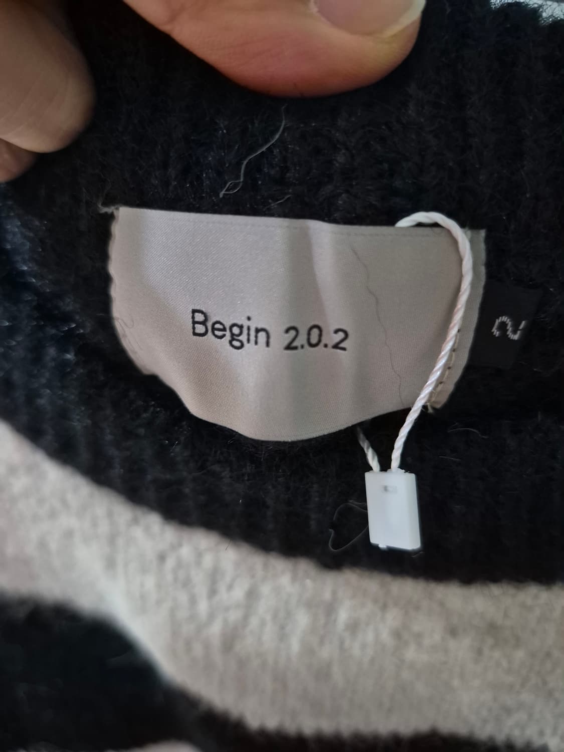 택달린새상품.비긴202.스트라이프 니트 상품이미지7