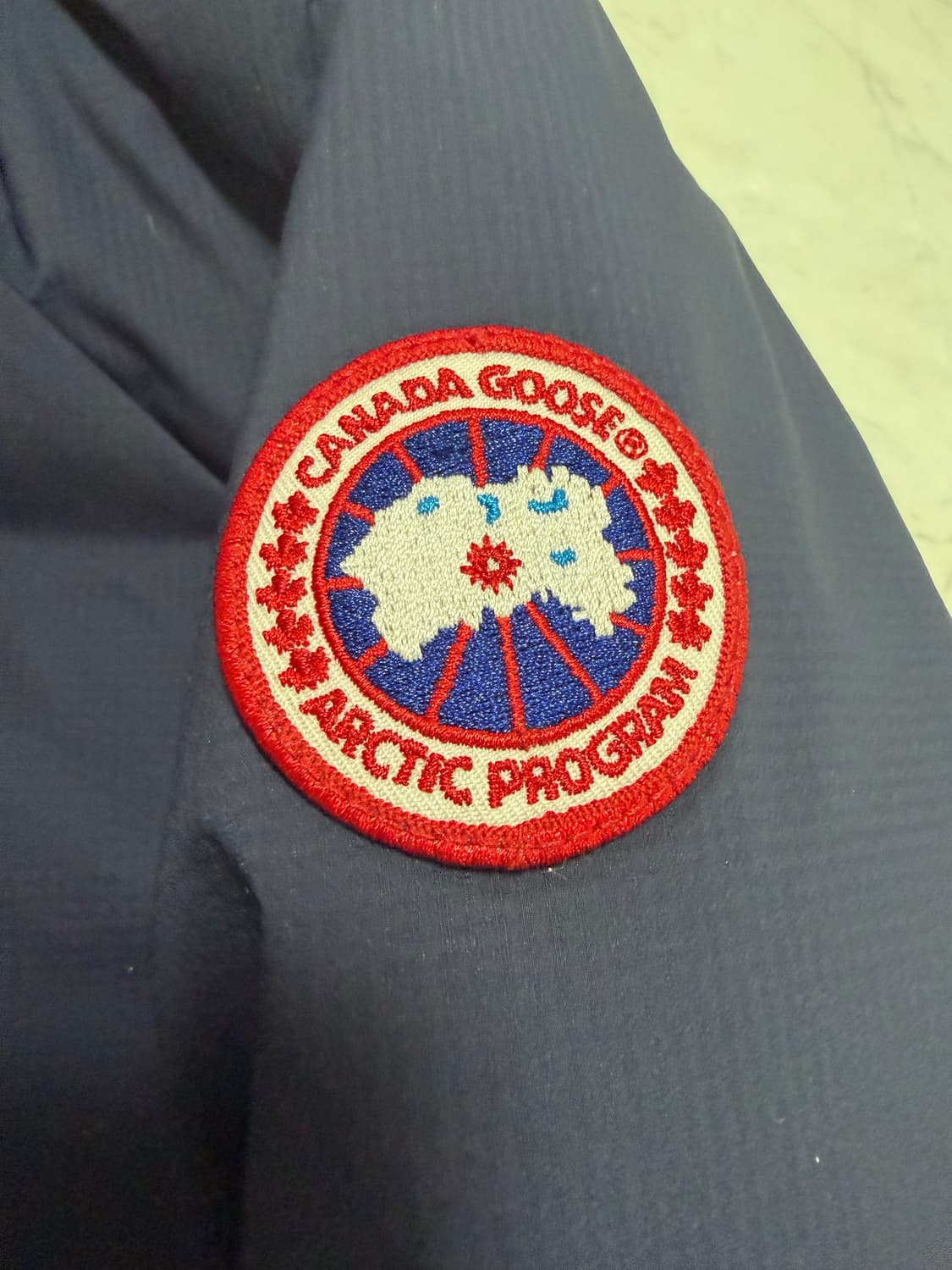 캐나다구스 롯지 후디 패딩 M 상품이미지2