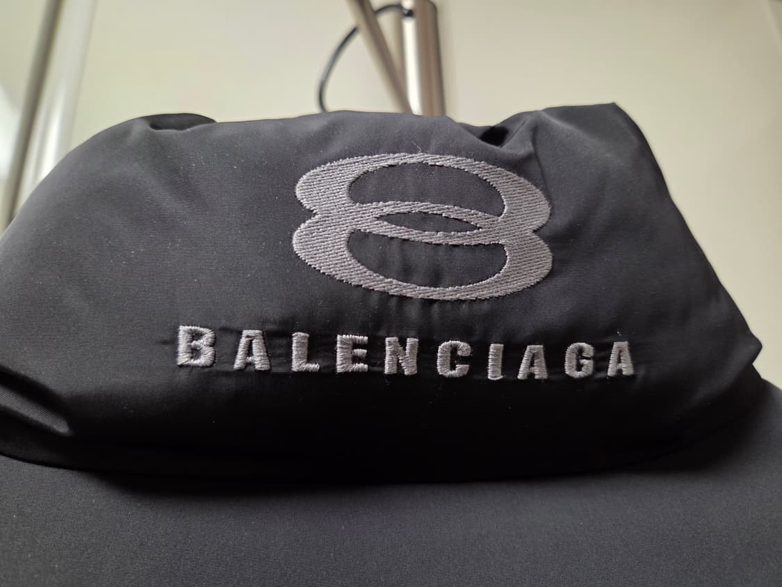 발렌시아가 유니티 스포츠 아이콘 패딩 상품이미지8