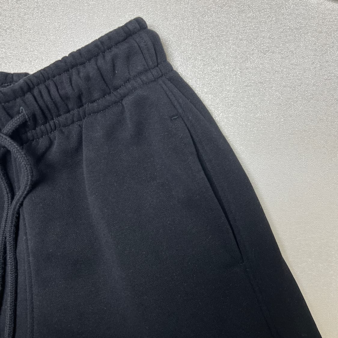 GU 지유 검정 스웨트 팬츠 배럴 레그 팬츠 조거 상품이미지5