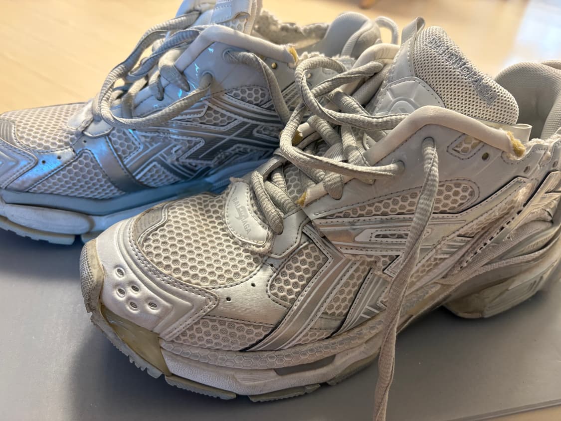 발렌시아가 뉴러너 메탈릭(43) 상품이미지2