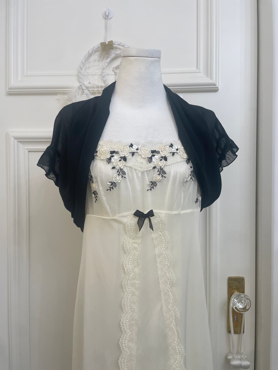 ivory&black lace flower embroidery fairy 상품이미지4