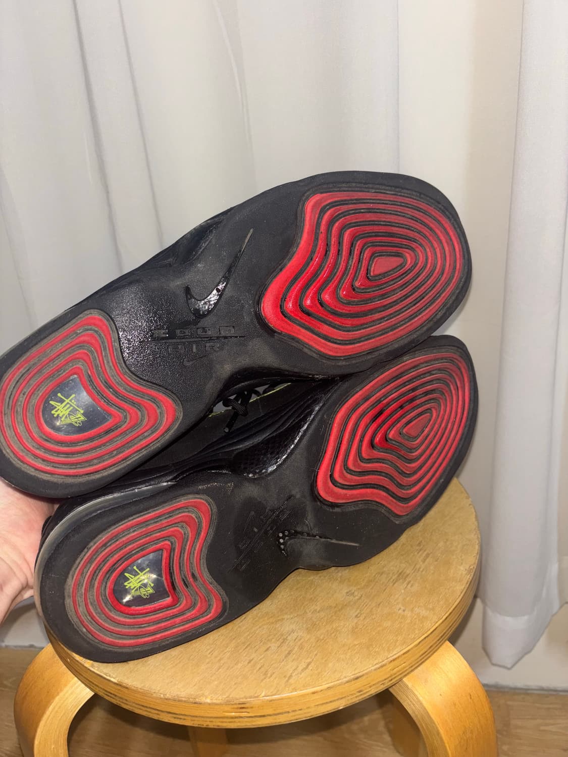 스투시 x 나이키 에어 페니 2 비비드 그린 us11 상품이미지7