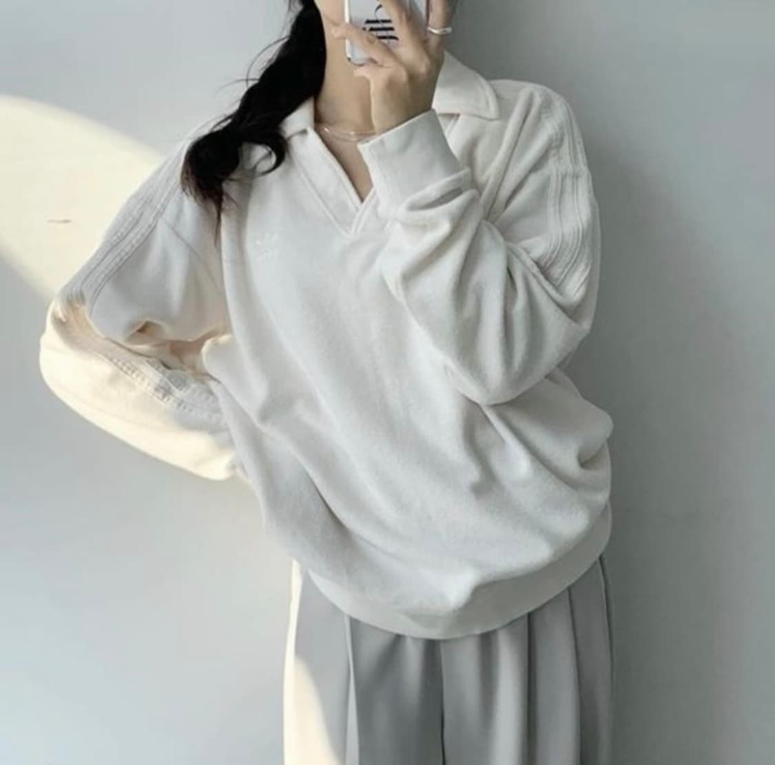 아디다스 테리 브이넥 맨투맨 상품이미지3