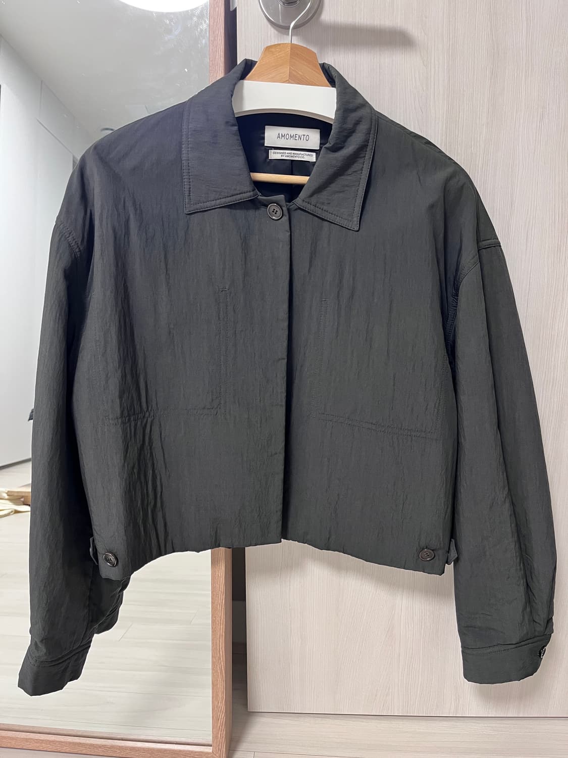 아모멘토 CROP PADDED JACKET 상품이미지3