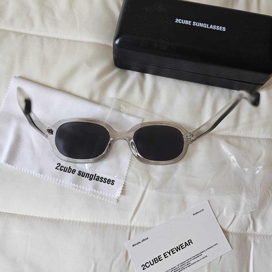 새제품) 2cube 투큐브 선글라스 반투명테  블랙 그레이 런닝 등산 상품이미지6