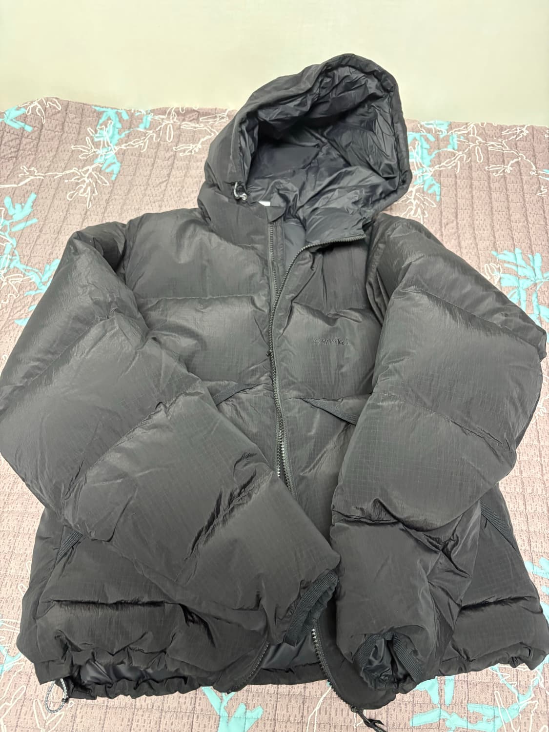 그라미치 다운패딩 블랙 m 상품이미지1