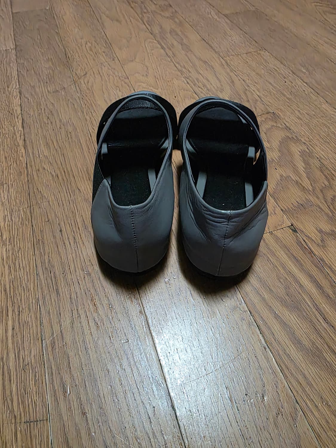 구호 여성 가죽 스트랩 샌들 상품이미지3