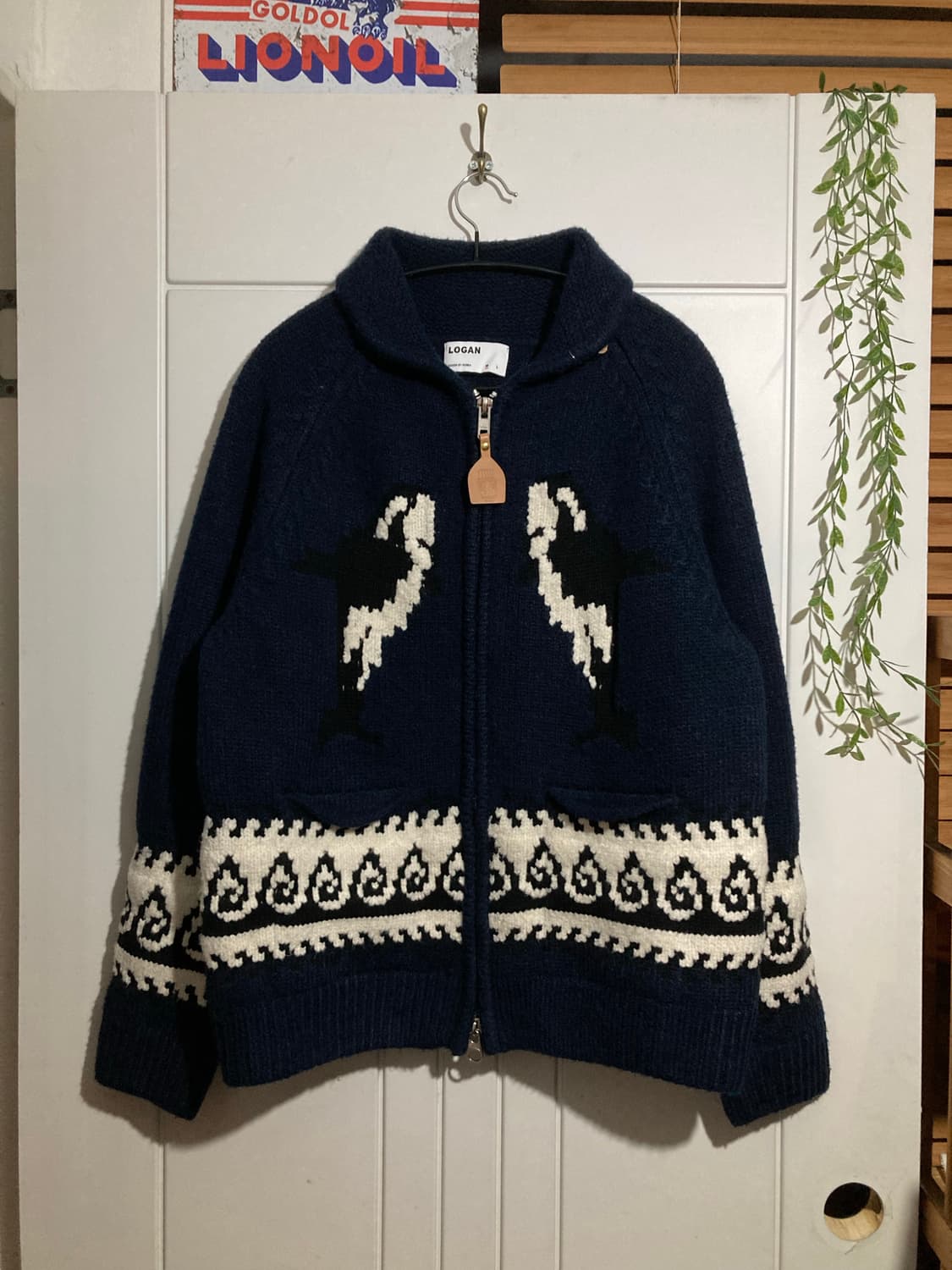 범고래 코위찬 집업 상품이미지1