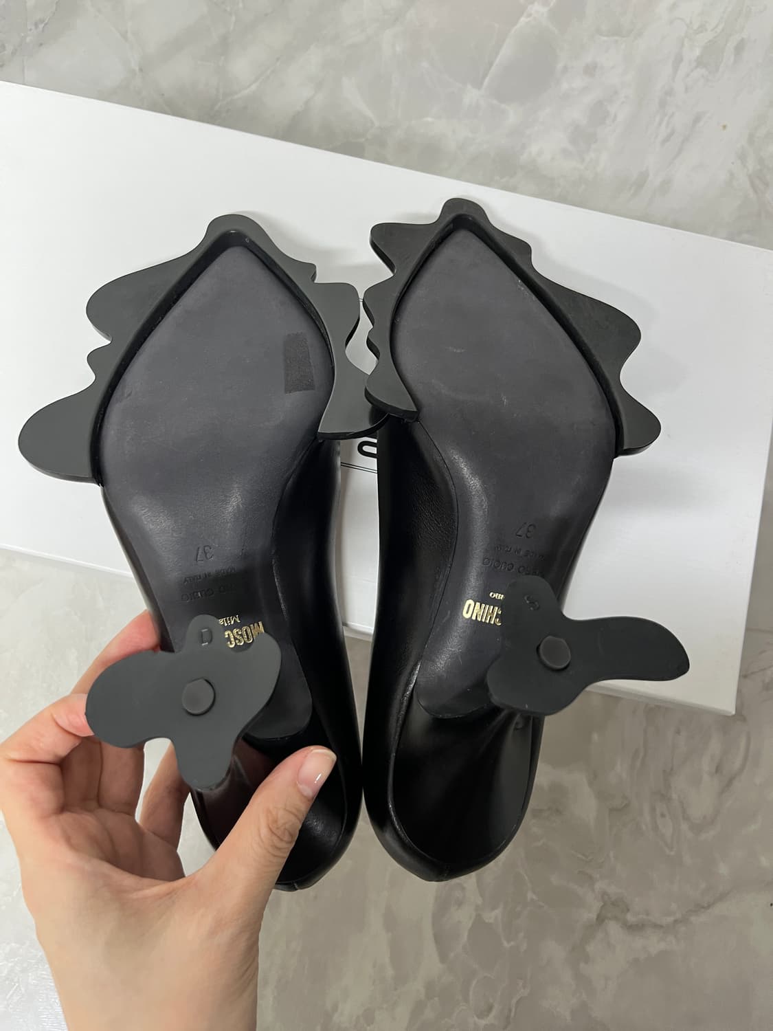 새상품) 모스키노 블랙 힐 37사이즈 상품이미지4