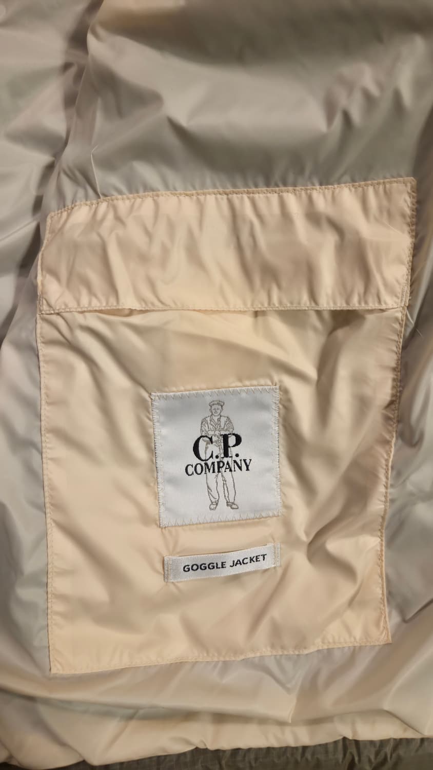 C.P. 컴퍼니 D.D. 쉘 고글 다운 자켓 피스타치오 쉘 베이지 상품이미지5