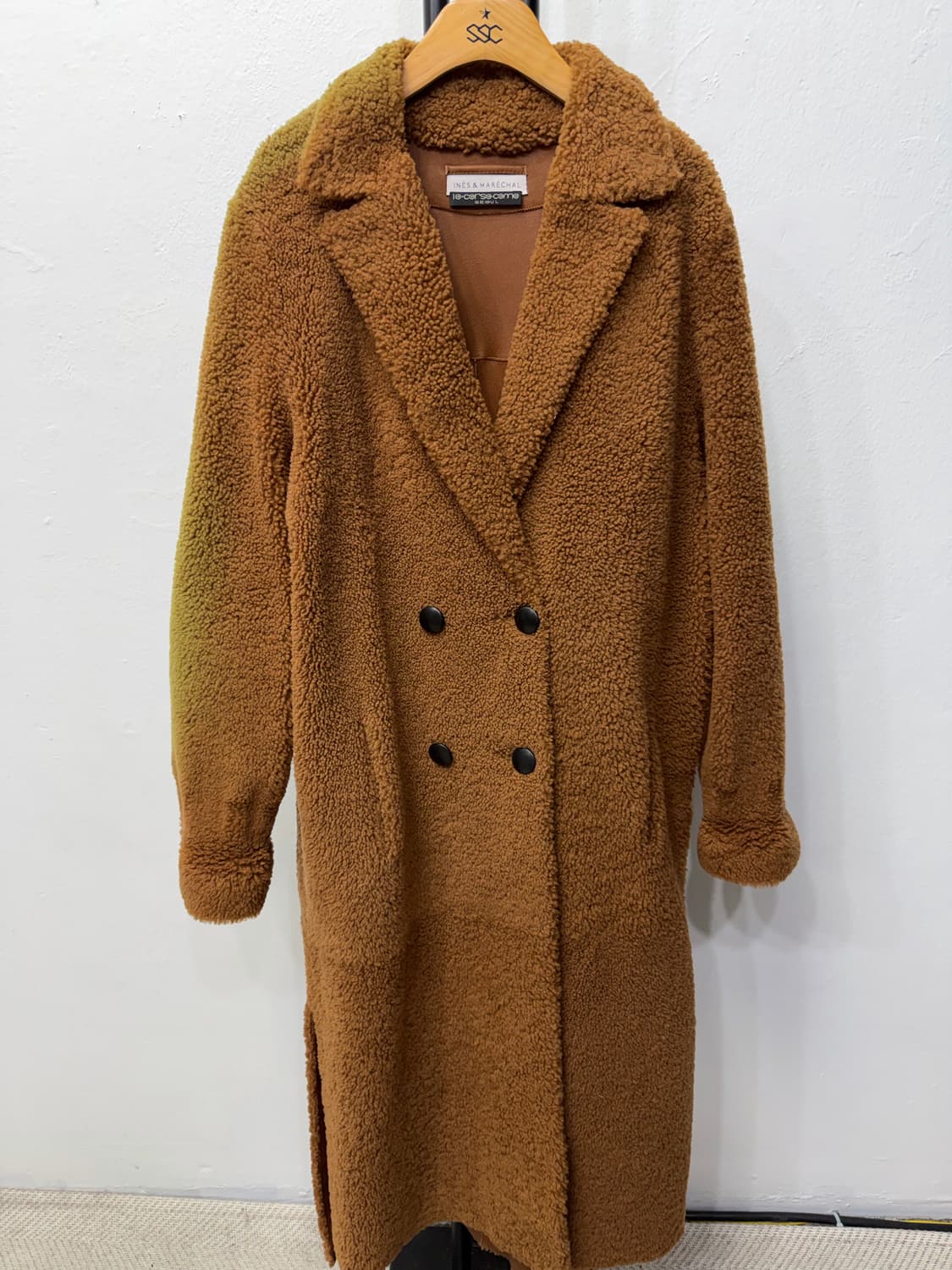 매장판정품) 이네스앤마샬 루즈핏 브라운 뽀글이 코트 36 상품이미지1