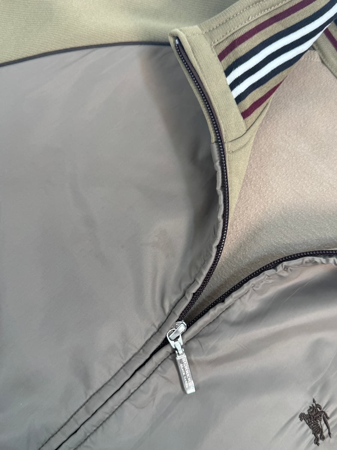 버버리 블랙라벨 브라운 져지 상품이미지8