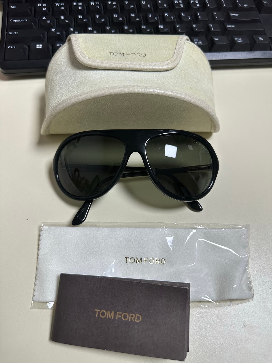 톰포드 선글라스 TOM FORD TF134 Rodrigo 01N 상품이미지1