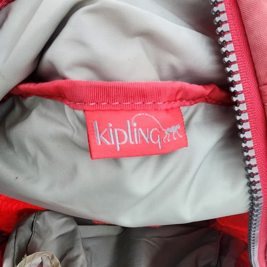 KIPLING 핑크 빅백팩 상품이미지8