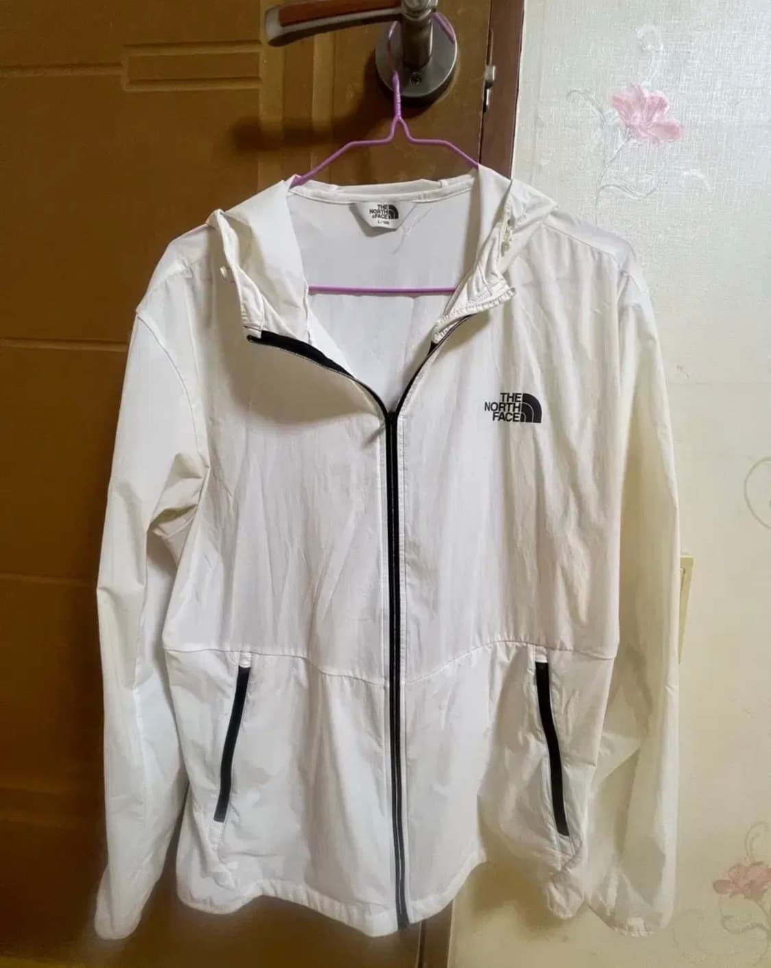 노스페이스 바람막이 상품이미지1