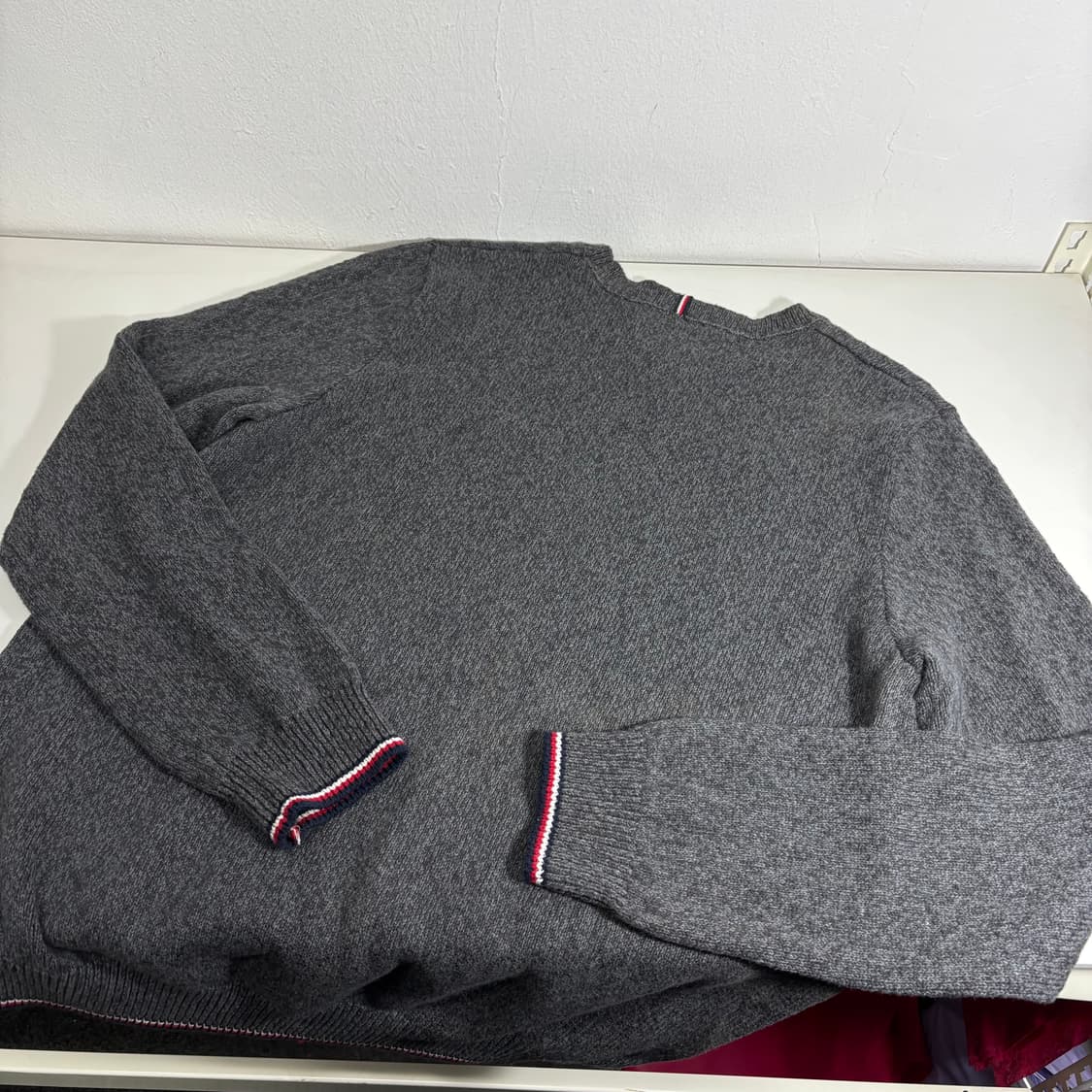 2XL 타미힐피거 차콜 스몰로고 면 니트 상품이미지3