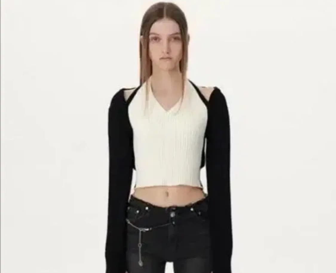 카리나 착용) Yuse 유즈 홀터 니트 탑 레이어드 볼레로 아이보리 상품이미지1