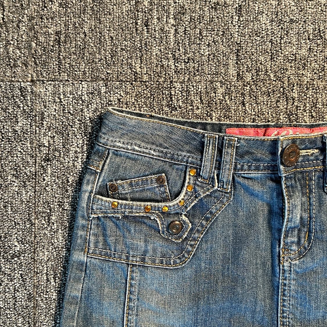 B jeans 비즈 로고 워싱 데님 미니 스커트 상품이미지3