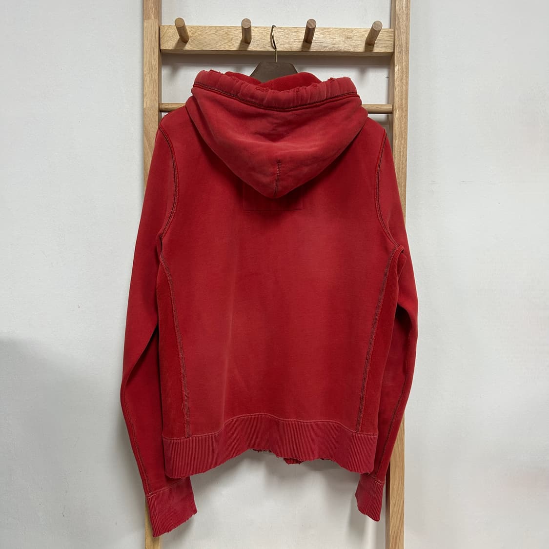 아베크롬비 y2k 빅로고 후드집업 레드 상품이미지4