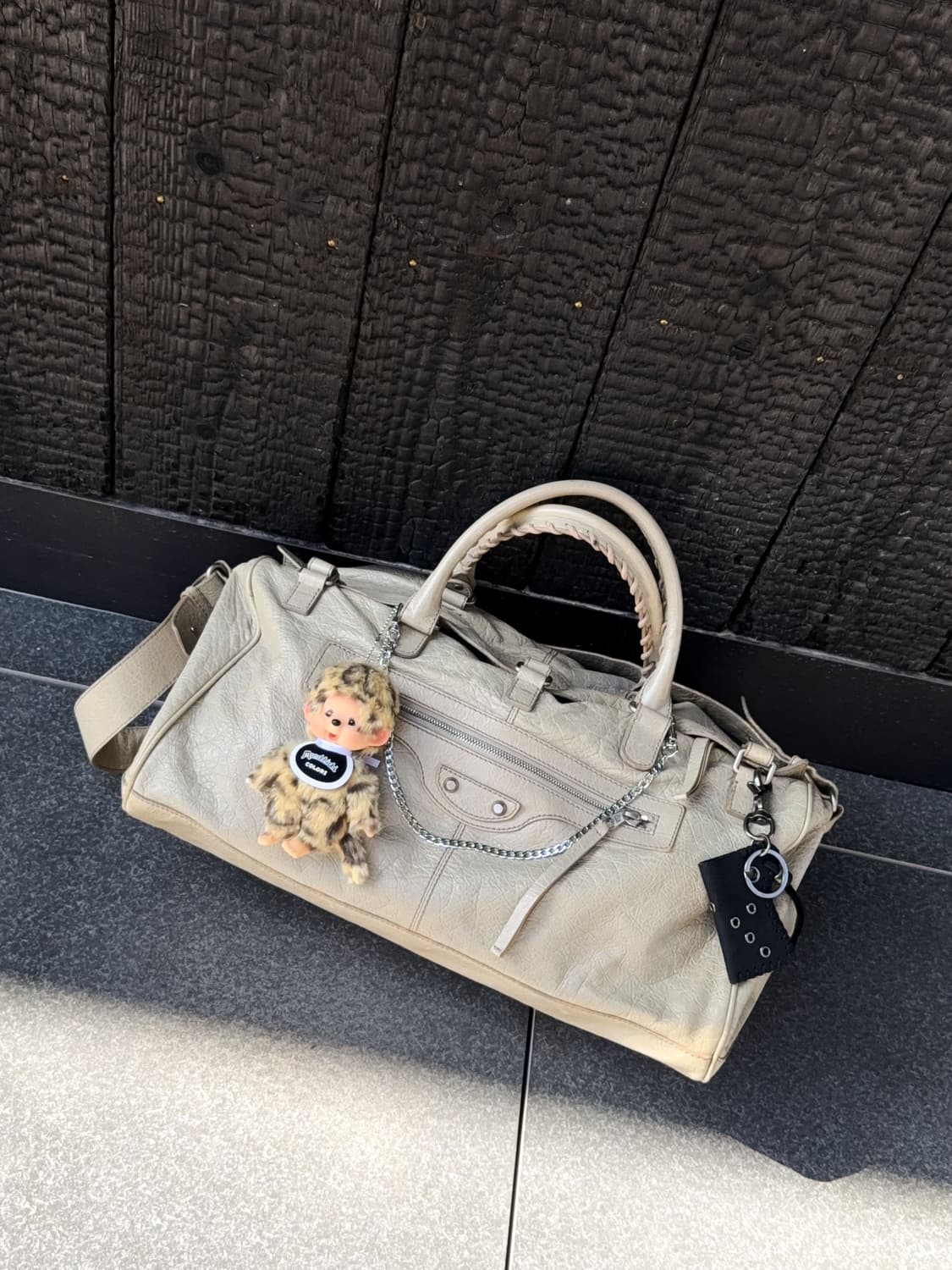 발렌시아가 스쿼시 모터백 상품이미지1