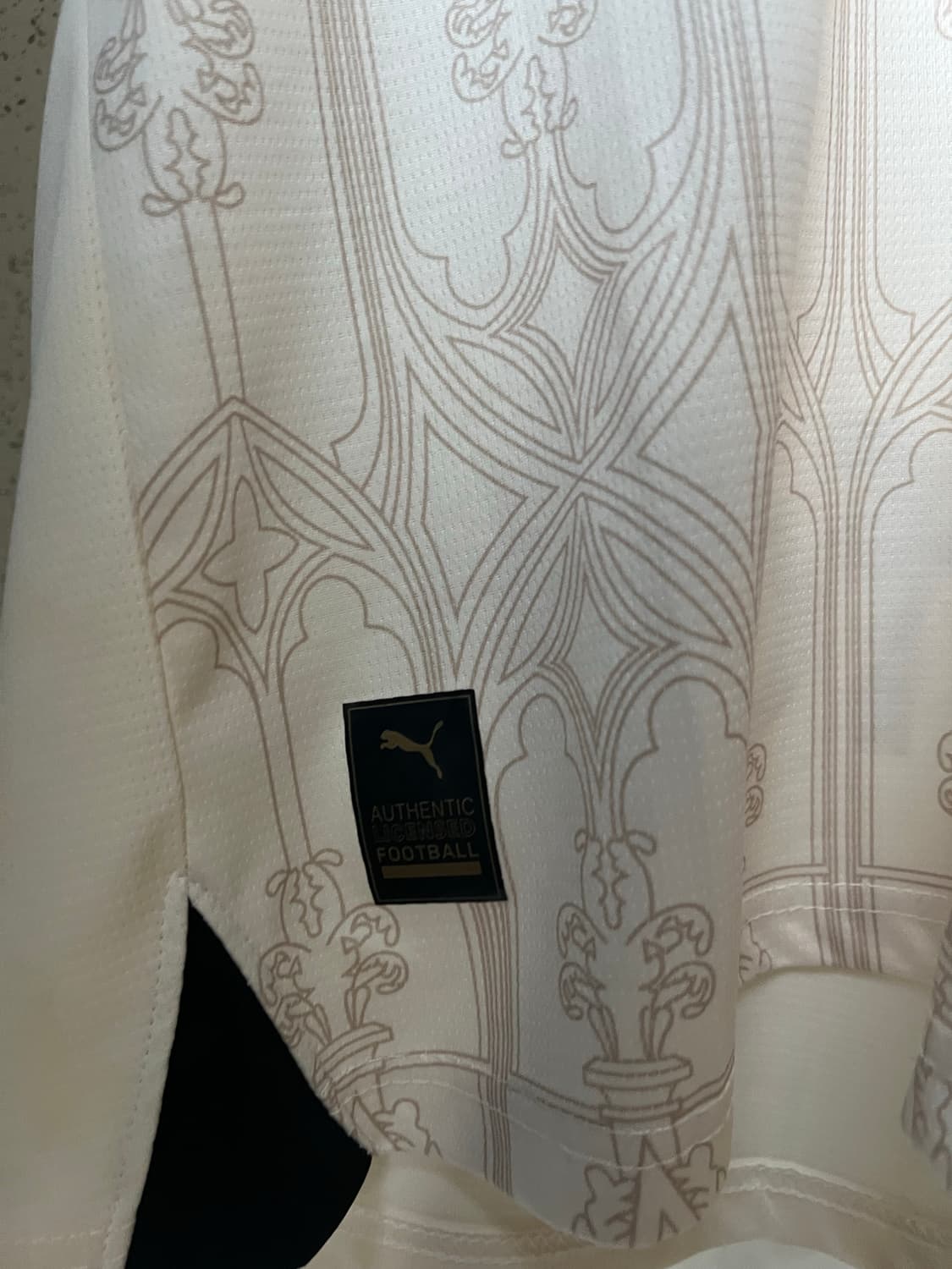 푸마x플래져스 콜라보 AC밀란 23/24 어센틱 져지 상품이미지4