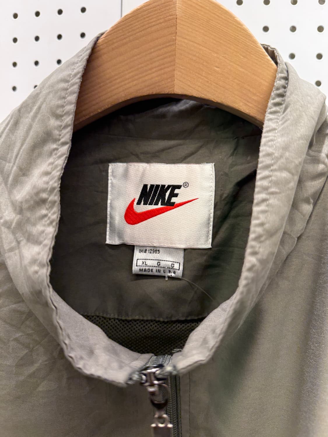 나이키 스우시 반집업 웜업 바람막이 카키 U1261 상품이미지5