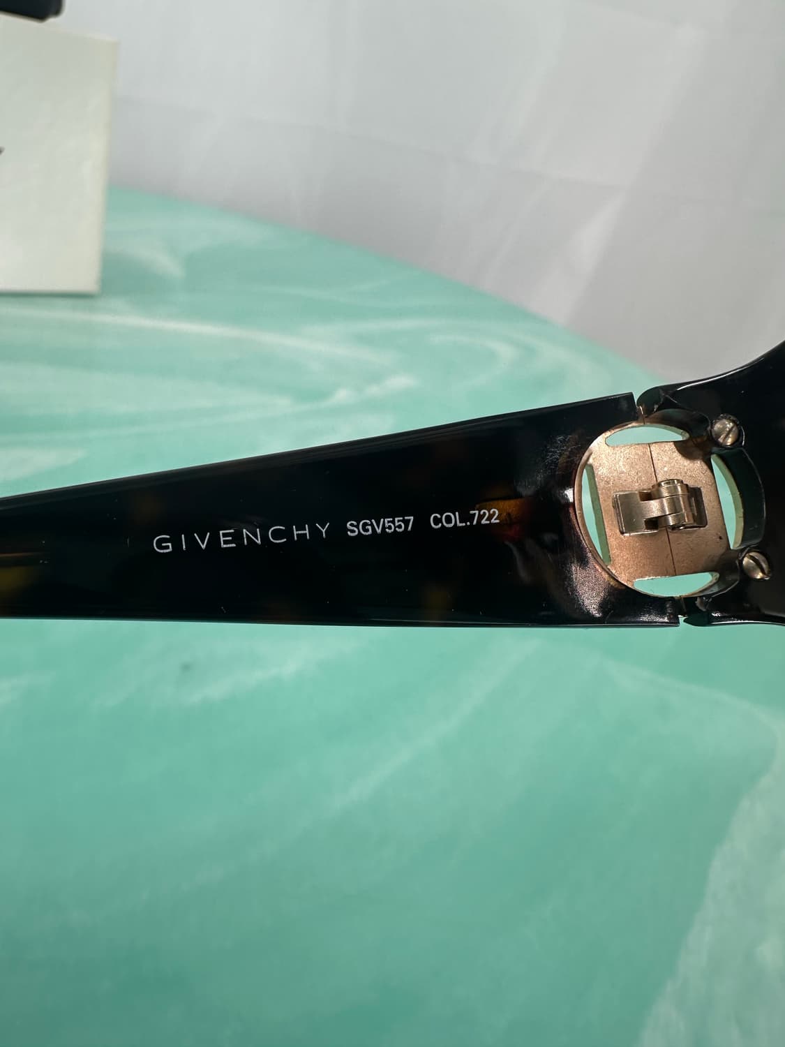 [새상품 무료배송] 정품 지방시 Made in Italy 선글라스 상품이미지8