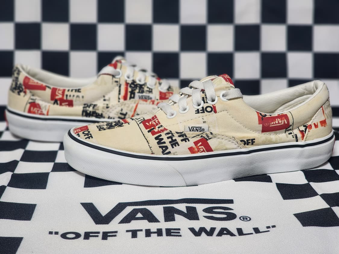 Vans의 에라(ERA) 모델로, "OFF THE WALL" 패턴이 돋보 상품이미지1