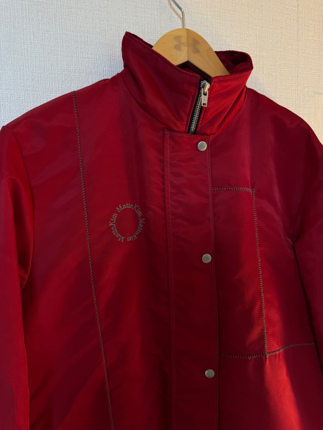 [F]MATIN KIM 마뗑킴 스티치 코팅 점퍼 자켓 레드 상품이미지2