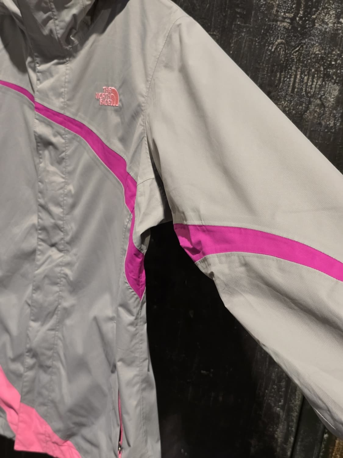 The North Face Girl's HyVent Jacket 상품이미지4
