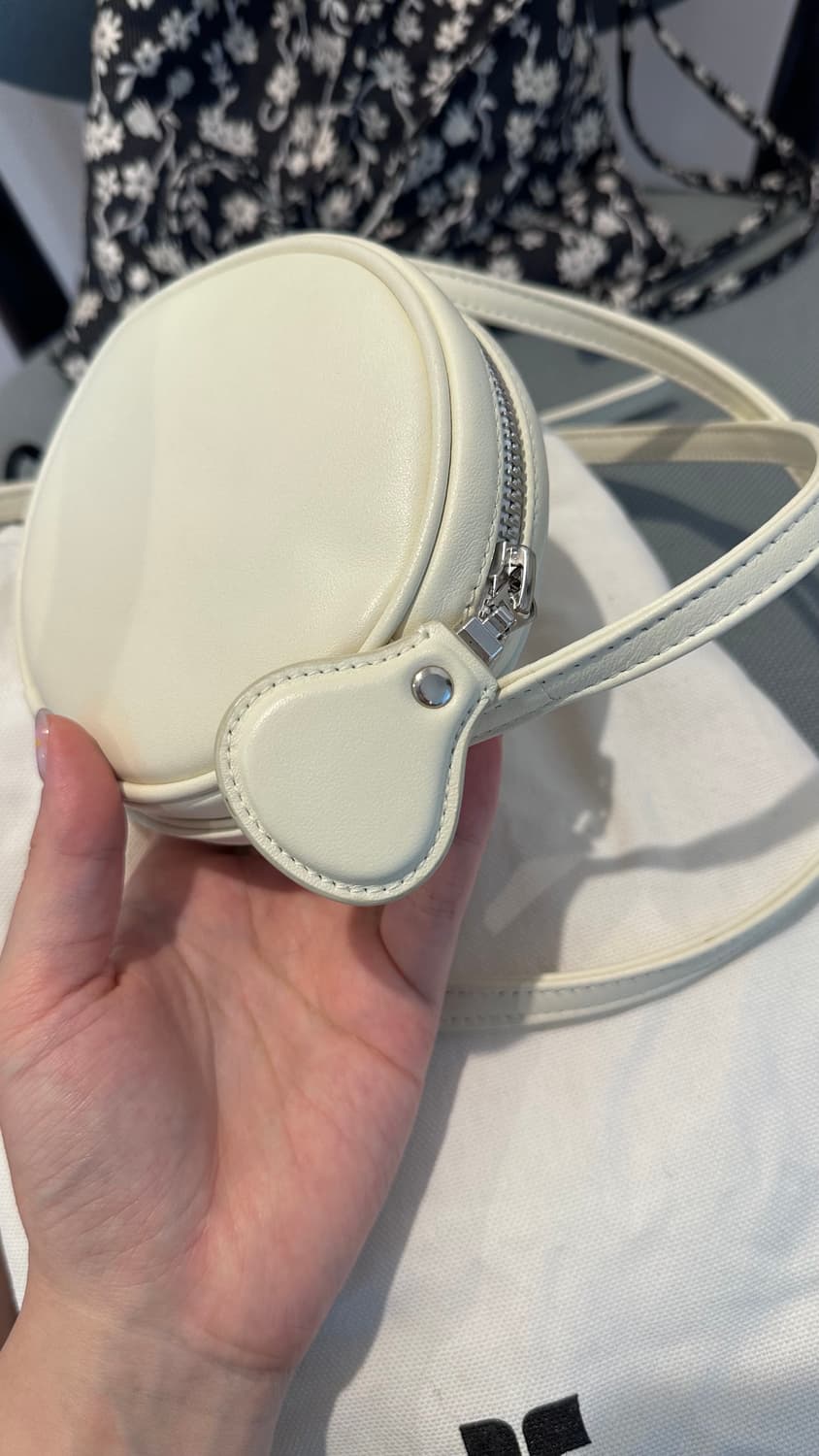 꾸레쥬 펄스백 상품이미지4