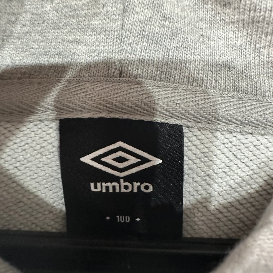 엄브로 빅로고 후드티 L 상품이미지3