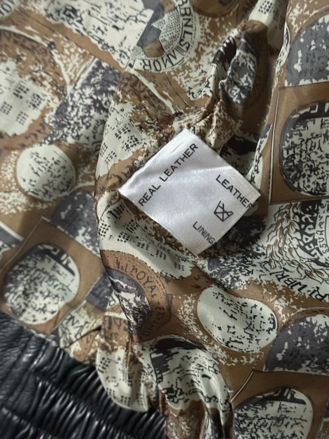 90s 블랙 쉽스킨 빈티지 봄버 레더 자켓 (100-105) 상품이미지7