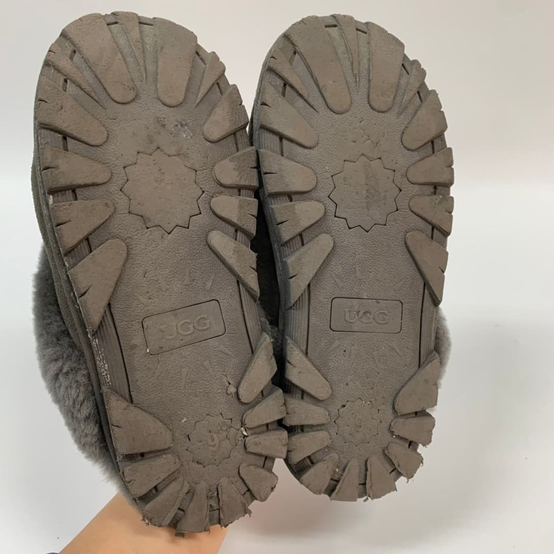UGG 오즈웨어 양털 어그 슬리퍼 245 상품이미지2
