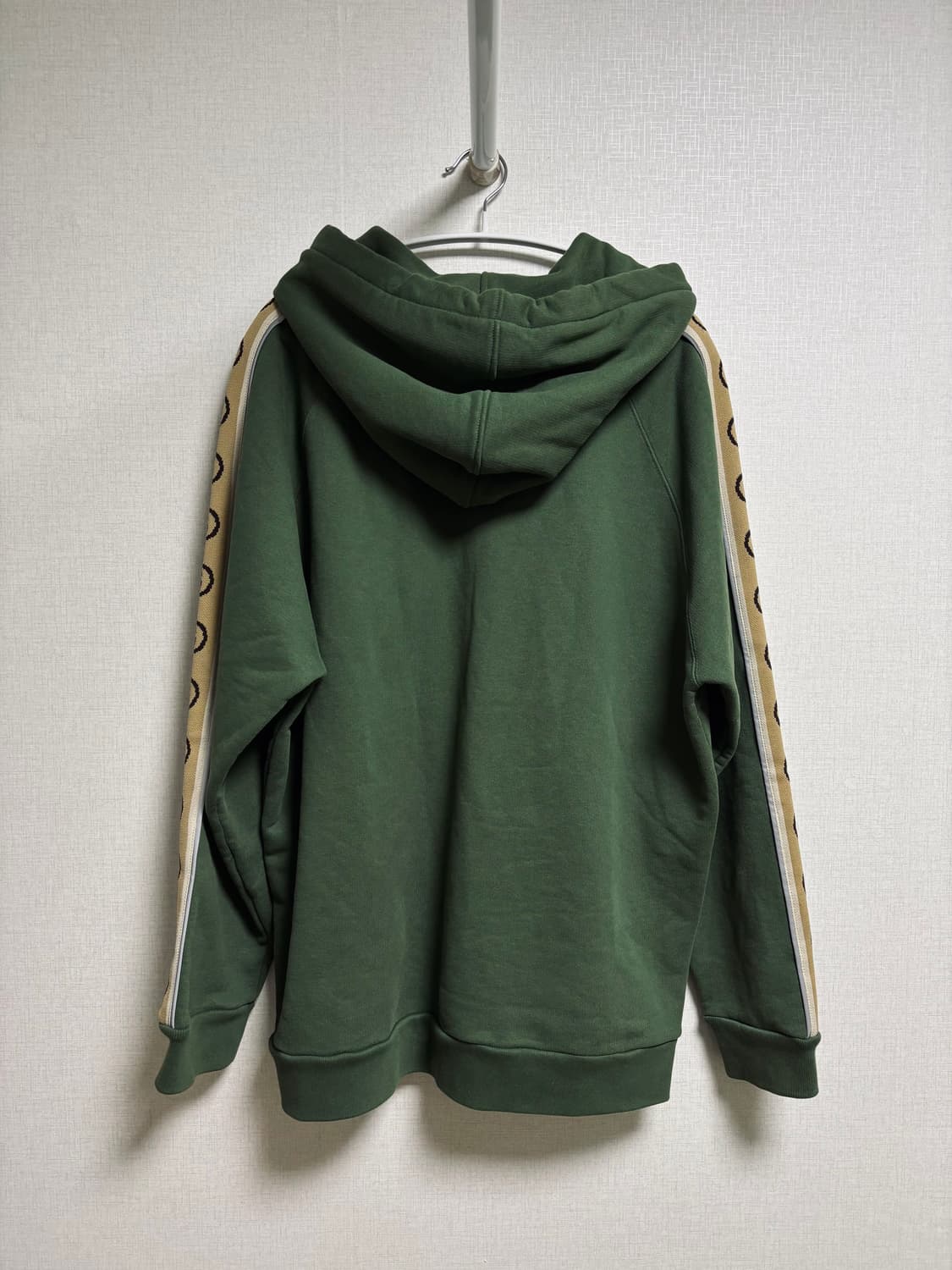 GUCCI 구찌 GG 사이드 스트라이프 후드티 상품이미지4