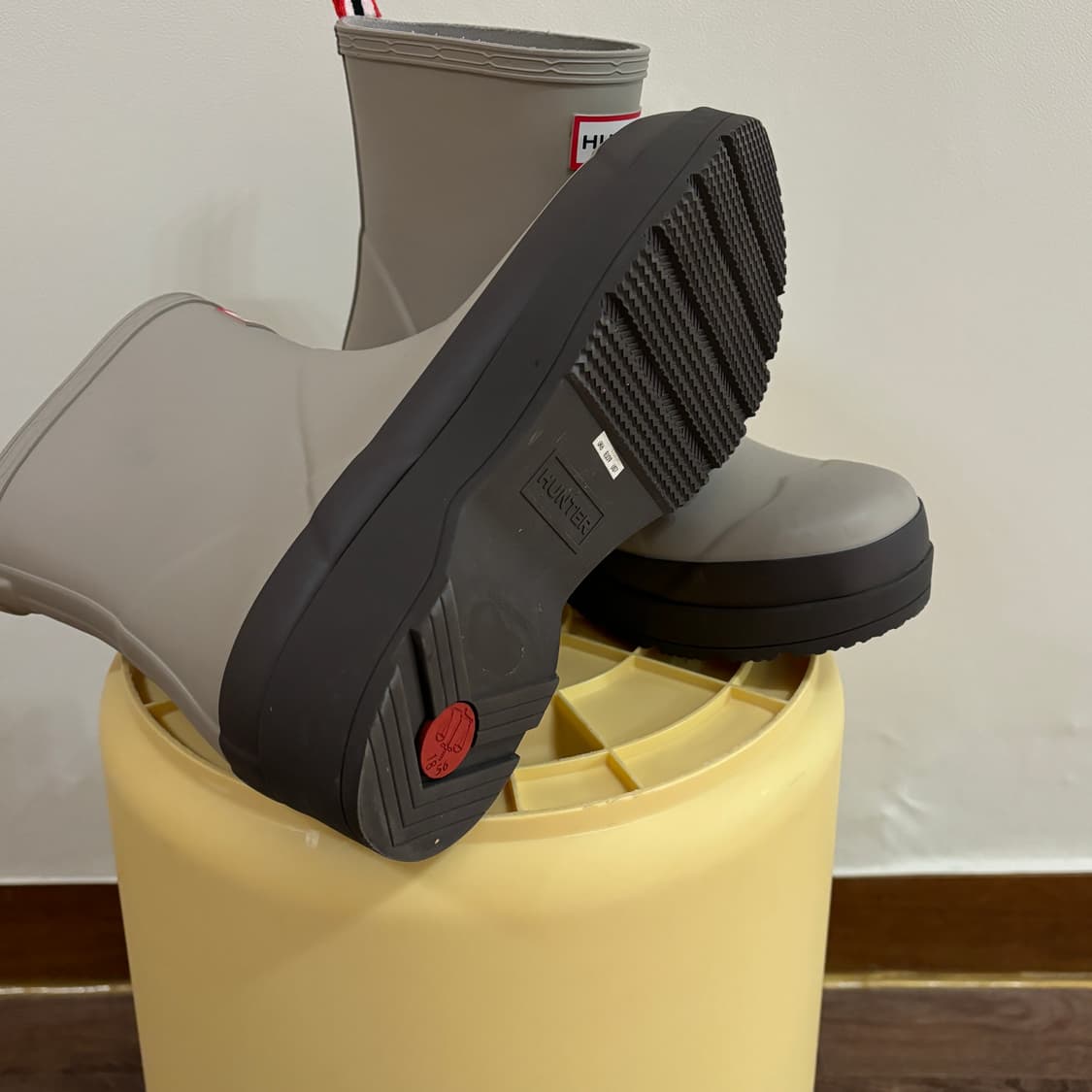 헌터 쇼트 레인부츠 새상품 상품이미지2