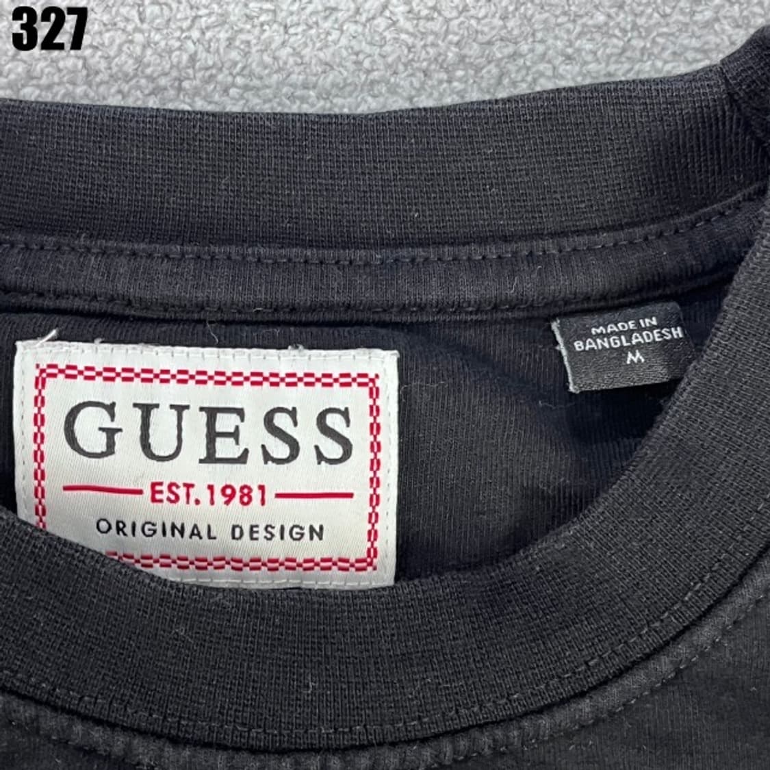 게스 블랙 맨투맨  상품이미지2