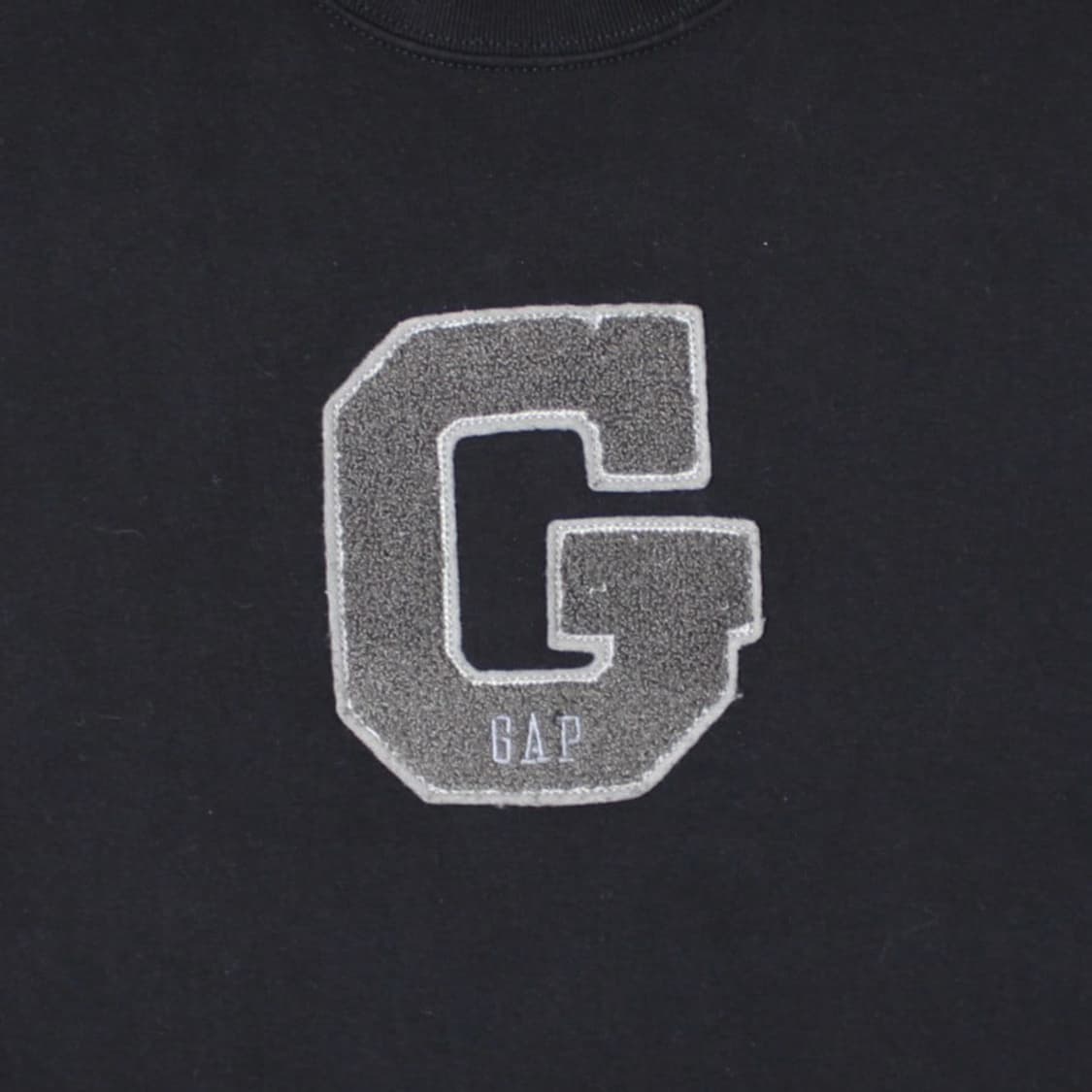 GAP 갭 블랙 맨투맨 상품이미지3