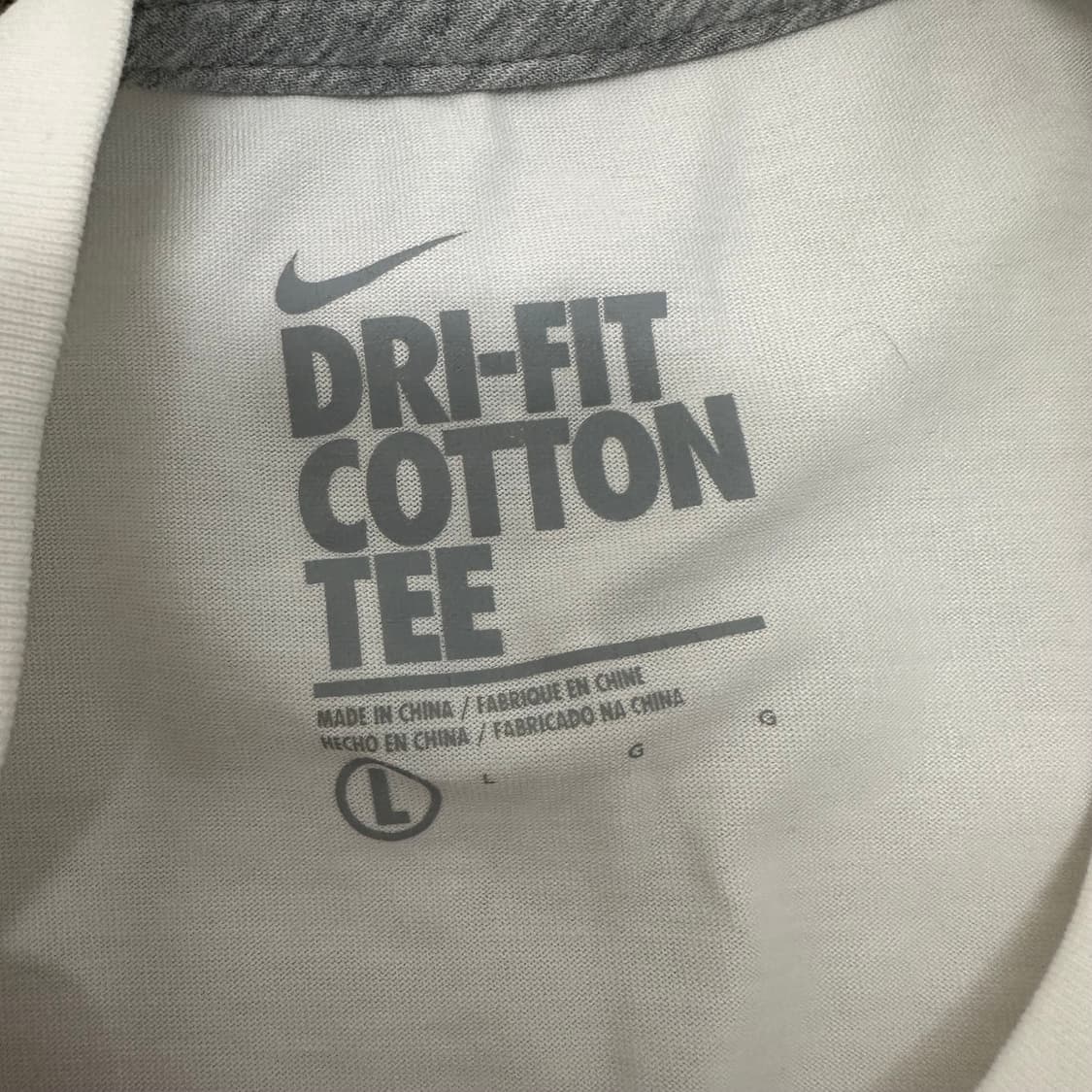 NIKE 나이키 여성 반팔티셔츠 화이트 L 상품이미지3