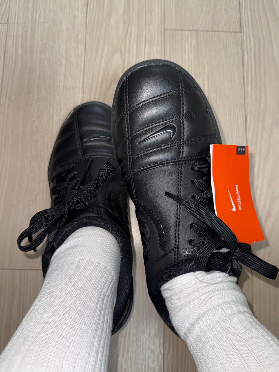 나이키 토탈90 트리플 블랙 235 상품이미지1